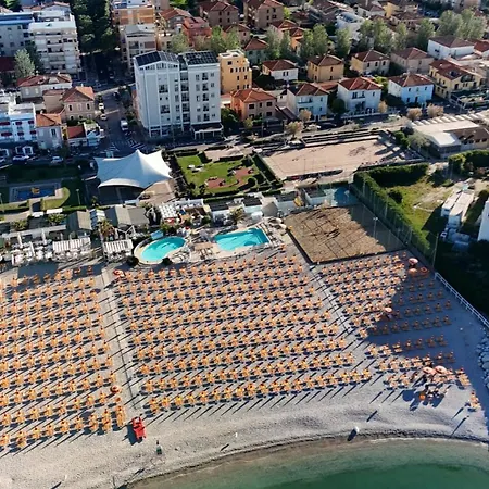 Casa Madre 74 Esclusiva Residenza Fronte Mare Сasa de vacaciones Fano (Pesaro and Urbino)
